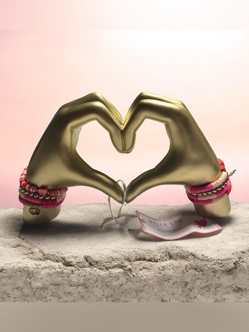 NWT, Bella Lux Gold Heart Hands Figurine